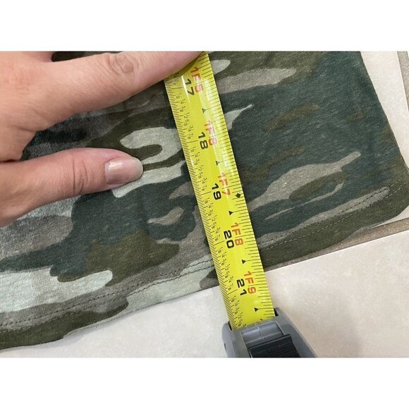 Common Stitch Women’s Green Camouflage Short Sleeve T-Shirt Juniors Size: S - Picture 6 of 7